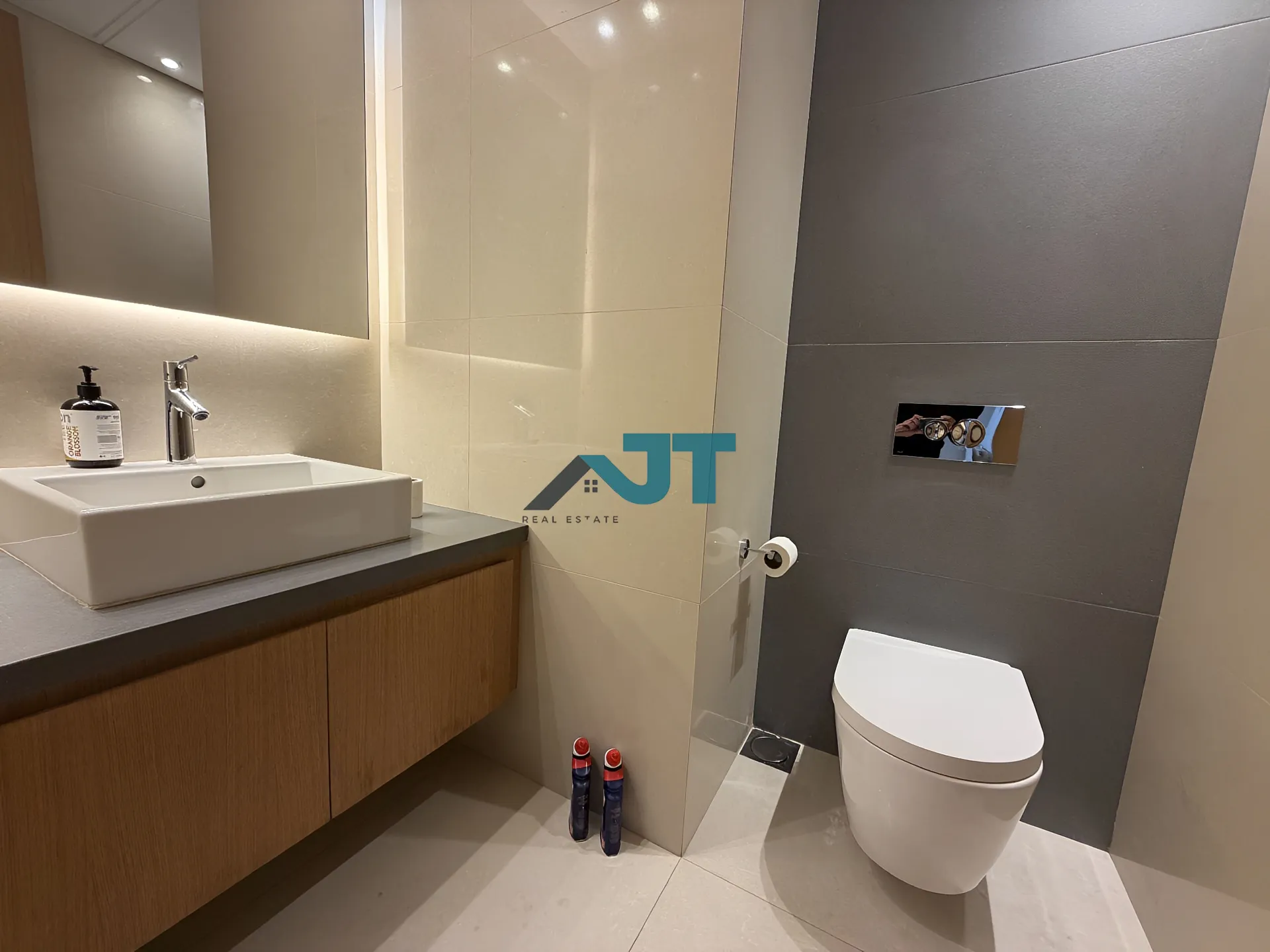 Apartment for rent in Gemmayzeh, beirut, lebanon