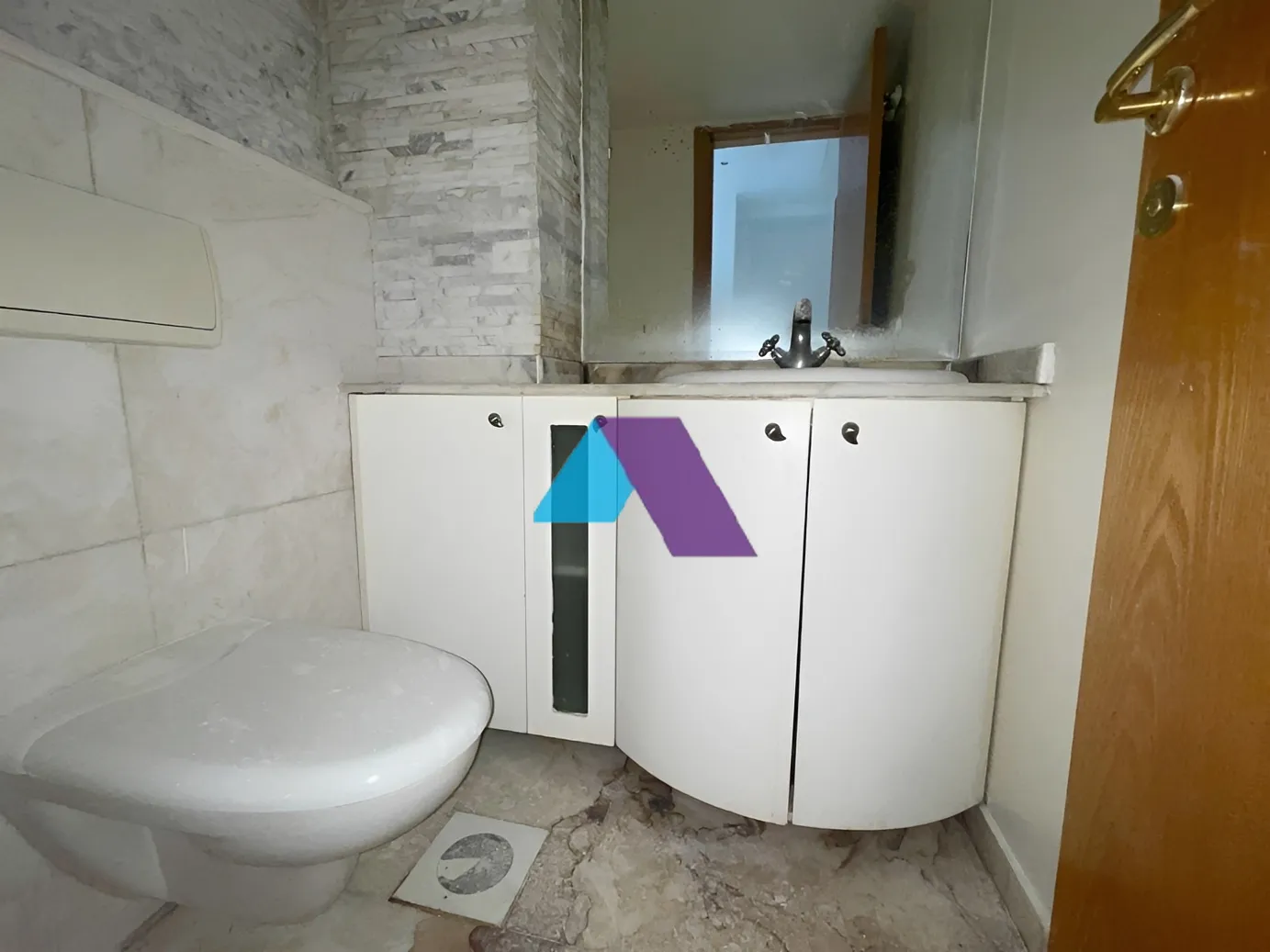 Apartment for Sale in Adma w Dafnah