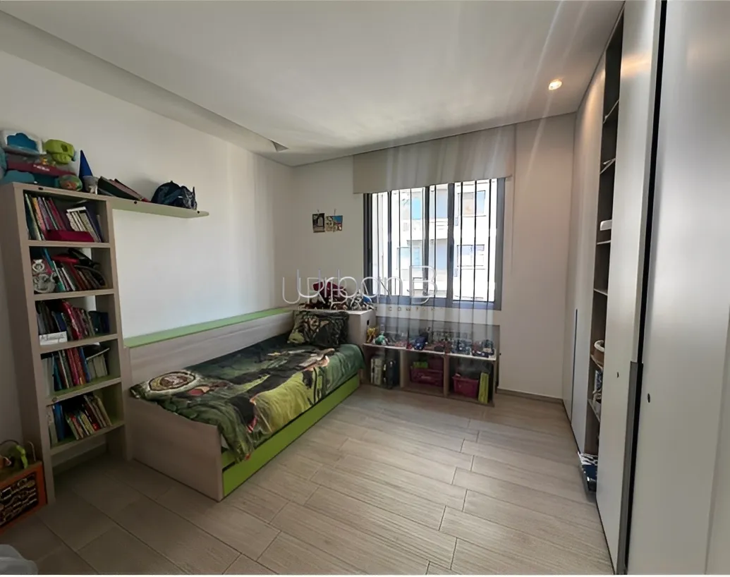 Duplex for Sale in Badaro, Beirut, Lebanon - 3 bed, 4 bath