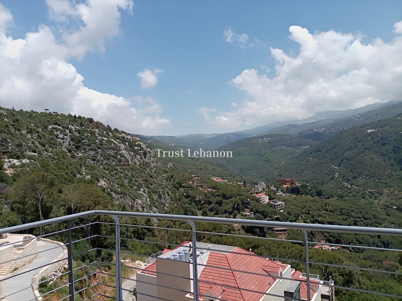 Apartment for sale in Bsefrine, Lebanon