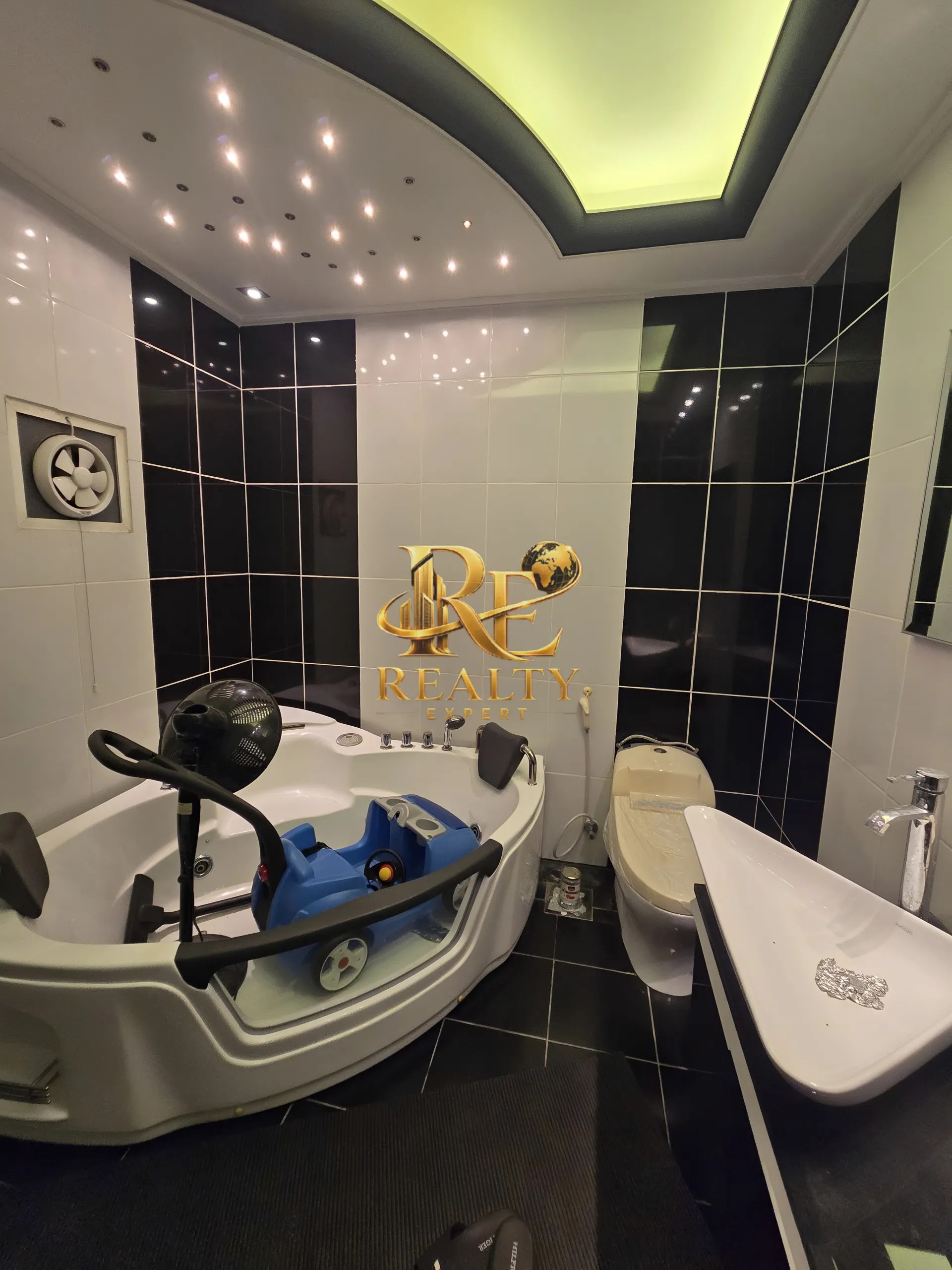 Duplex for sale in Hadath