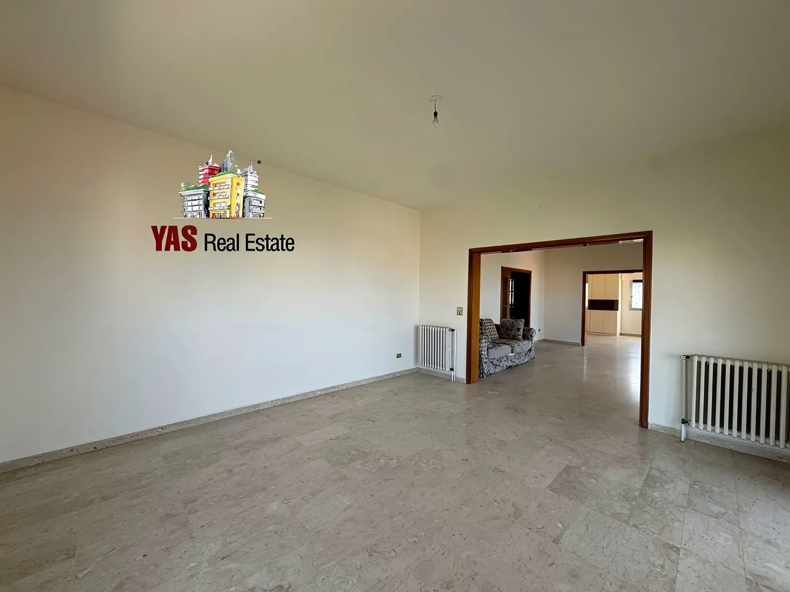 Apartment for Sale in Ballouneh
