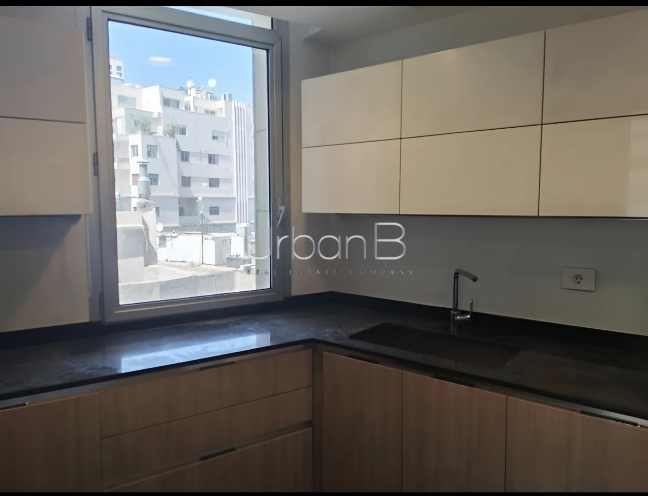 Apartment for rent in Sursock, beirut, lebanon