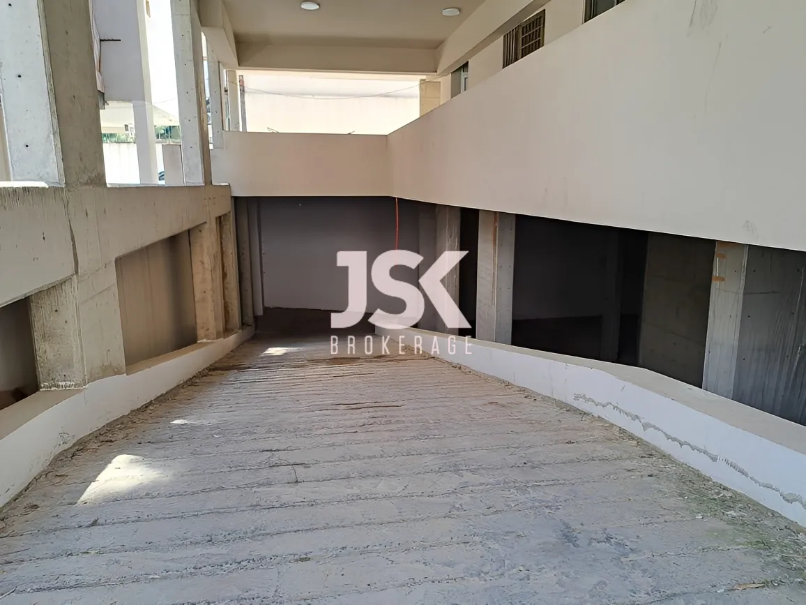Warehouse for rent in Sabtiyeh