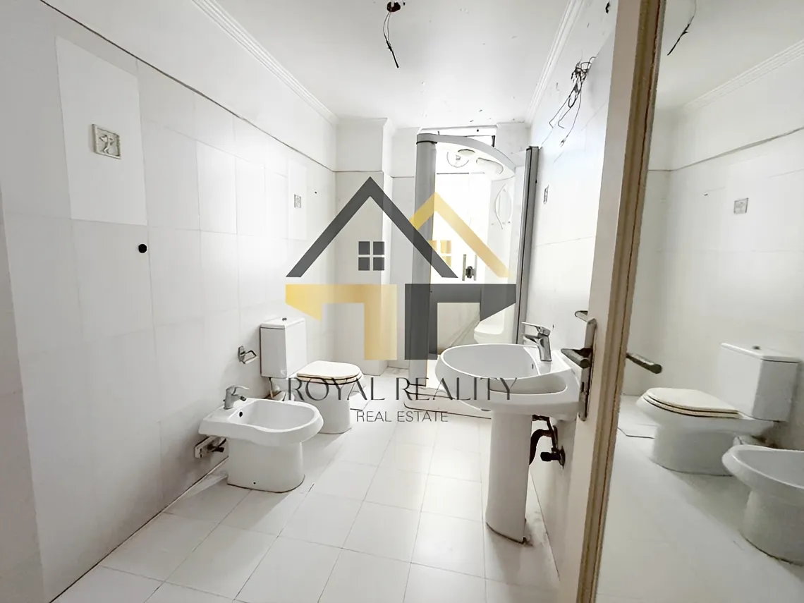 Apartment for sale in Hamra