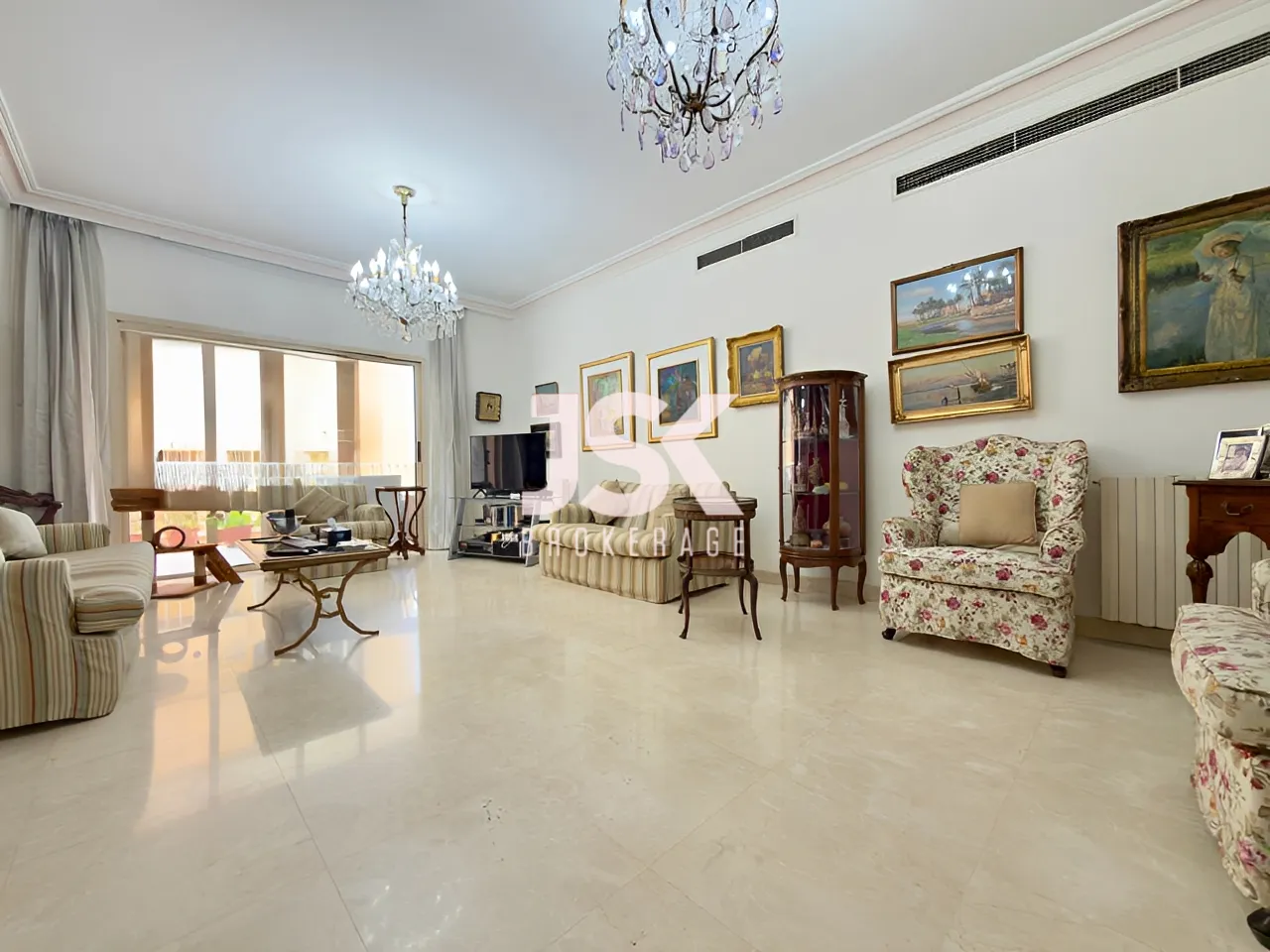 Apartment for Sale in Sioufi