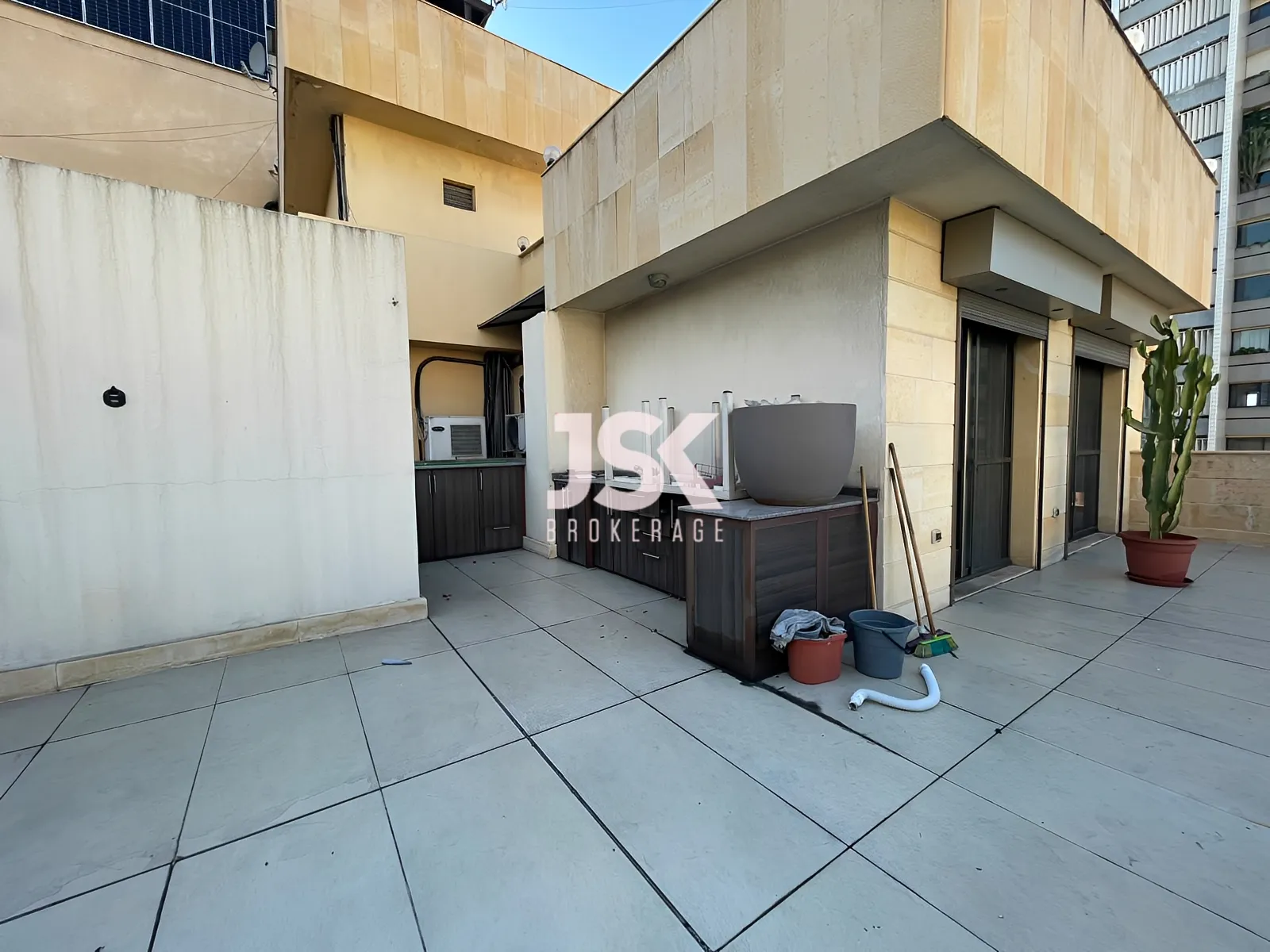 Apartment for Rent in Ras