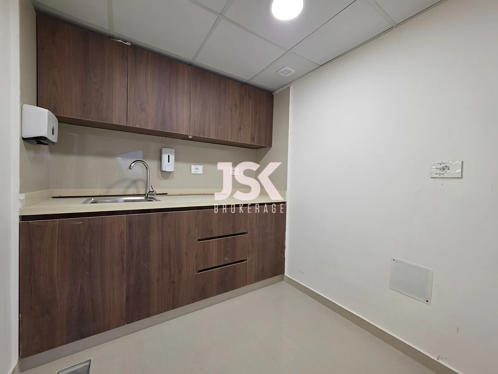 Office for Rent in Hazmieh