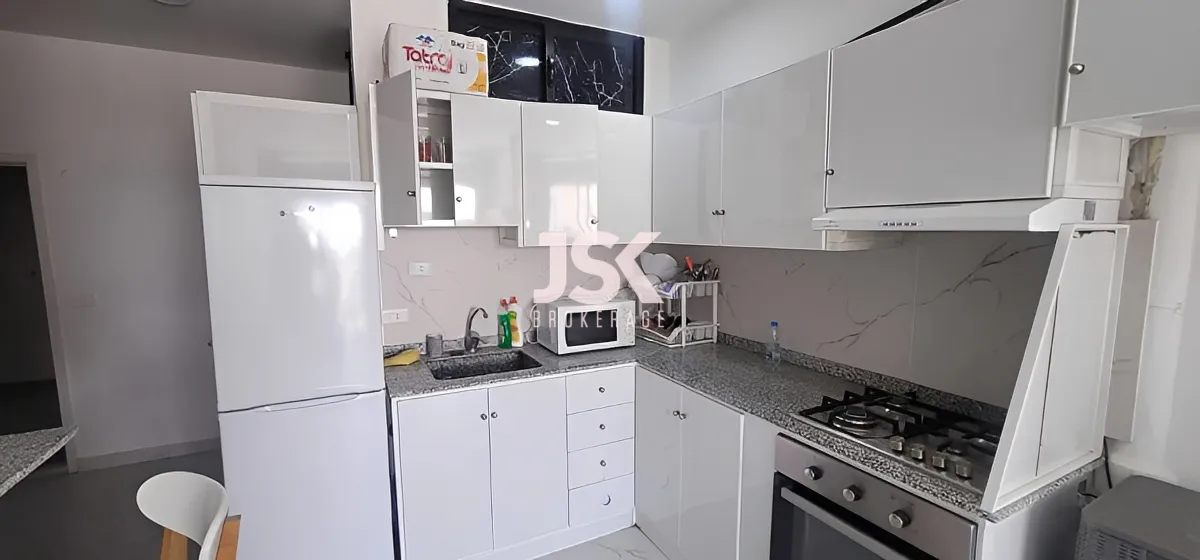 Chalet for Sale in Faraiya - 1 bed, 1 bath