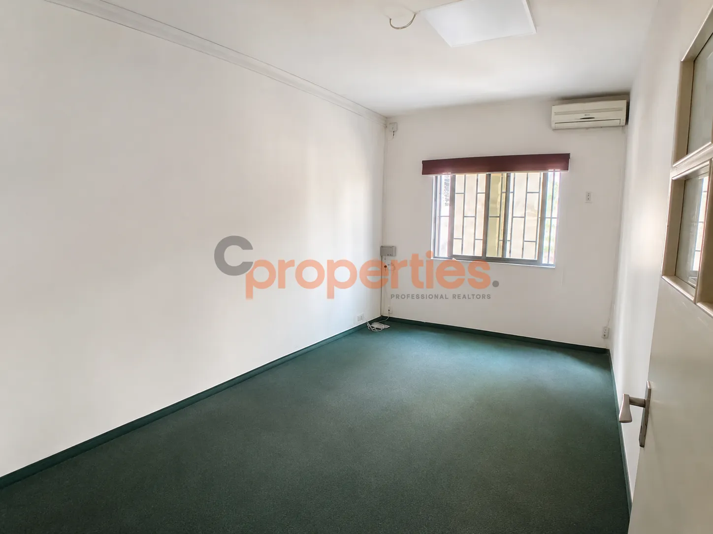 Office for Rent in Jdeideh