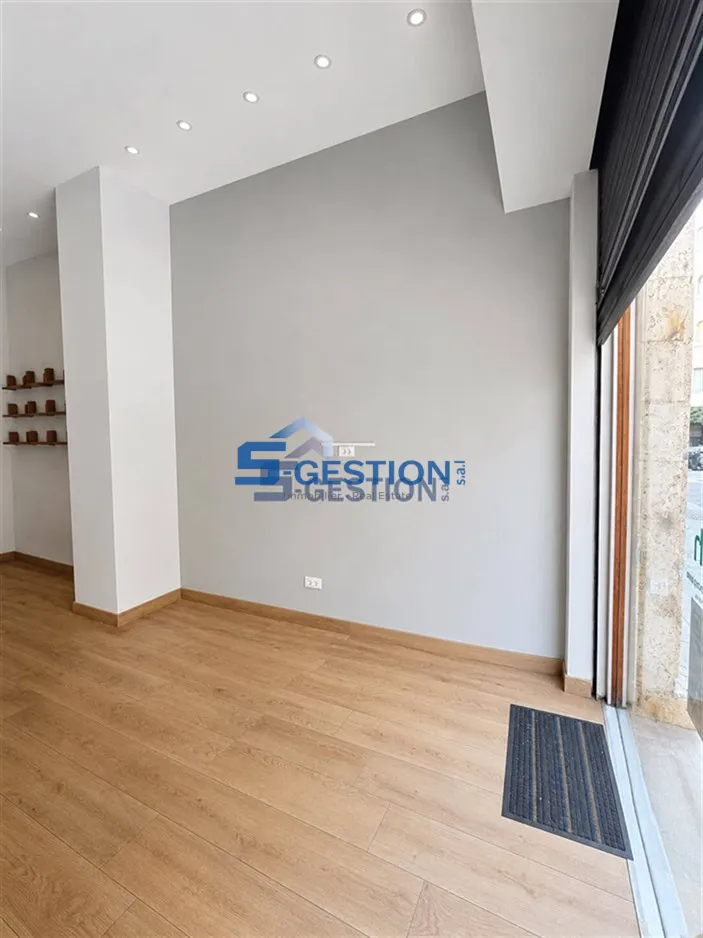 Shop for Rent in Downtown