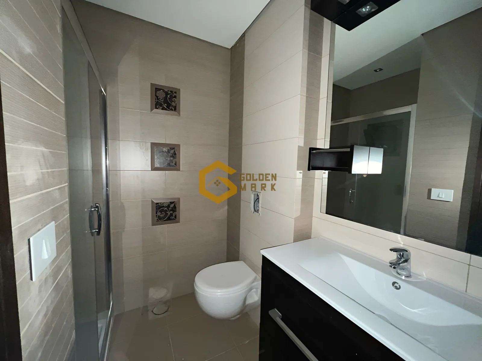 Apartment for Sale in Ballouneh