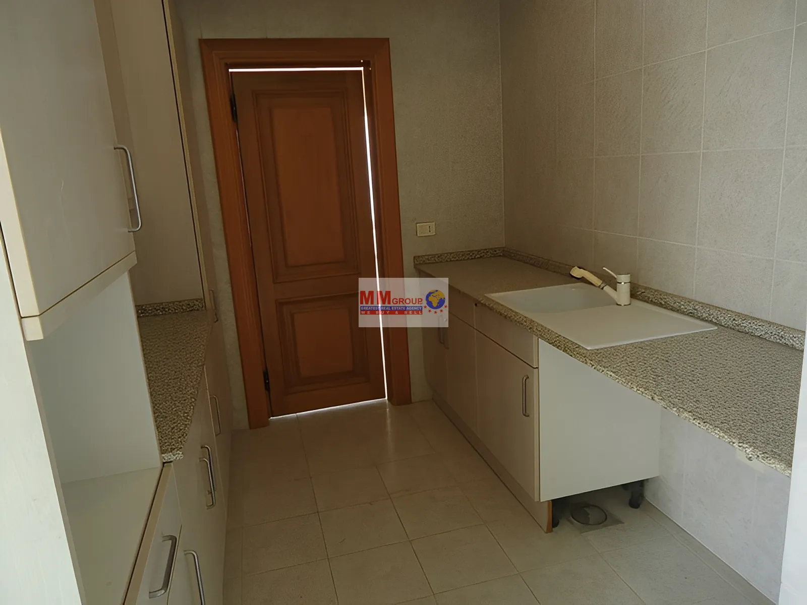 Apartment for Rent in Beit Mery - 4 bed, 5 bath