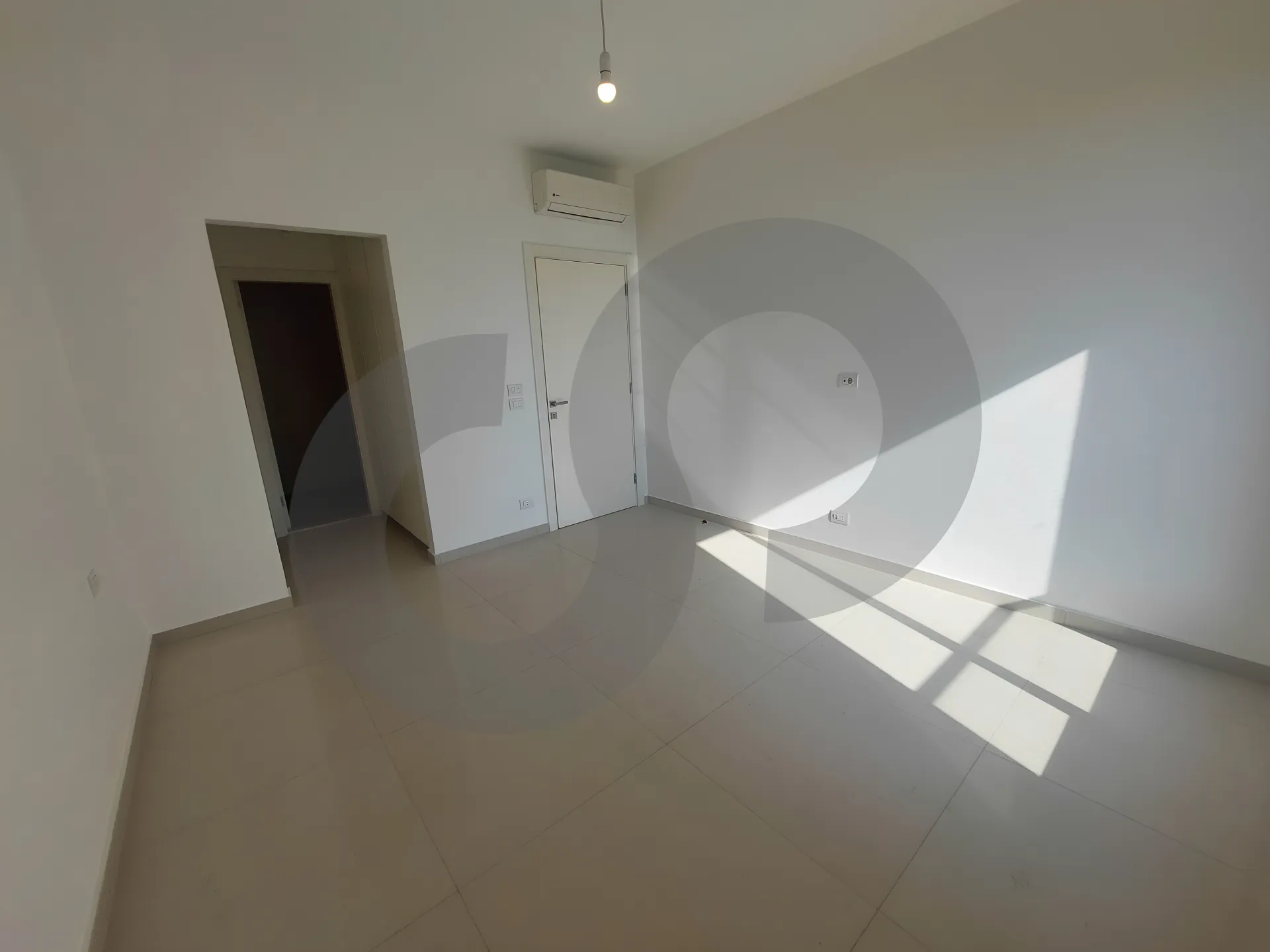 Apartment for Sale in Caracas - 3 bed, 4 bath