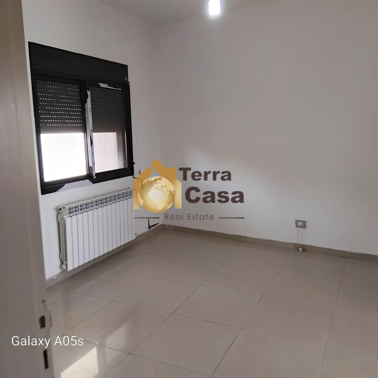 Apartment for Sale in Maalaka - 3 bed, 2 bath