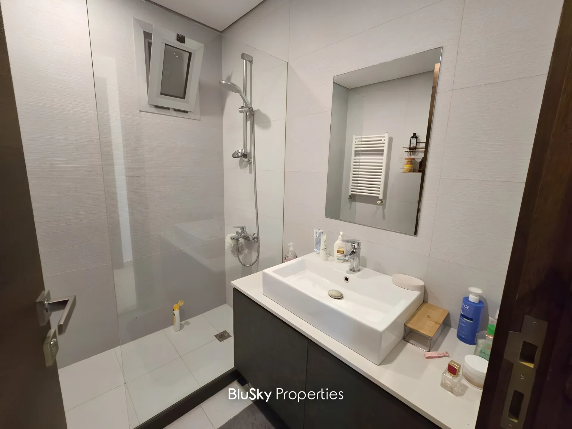 Apartment for rent in Mansourieh, lebanon