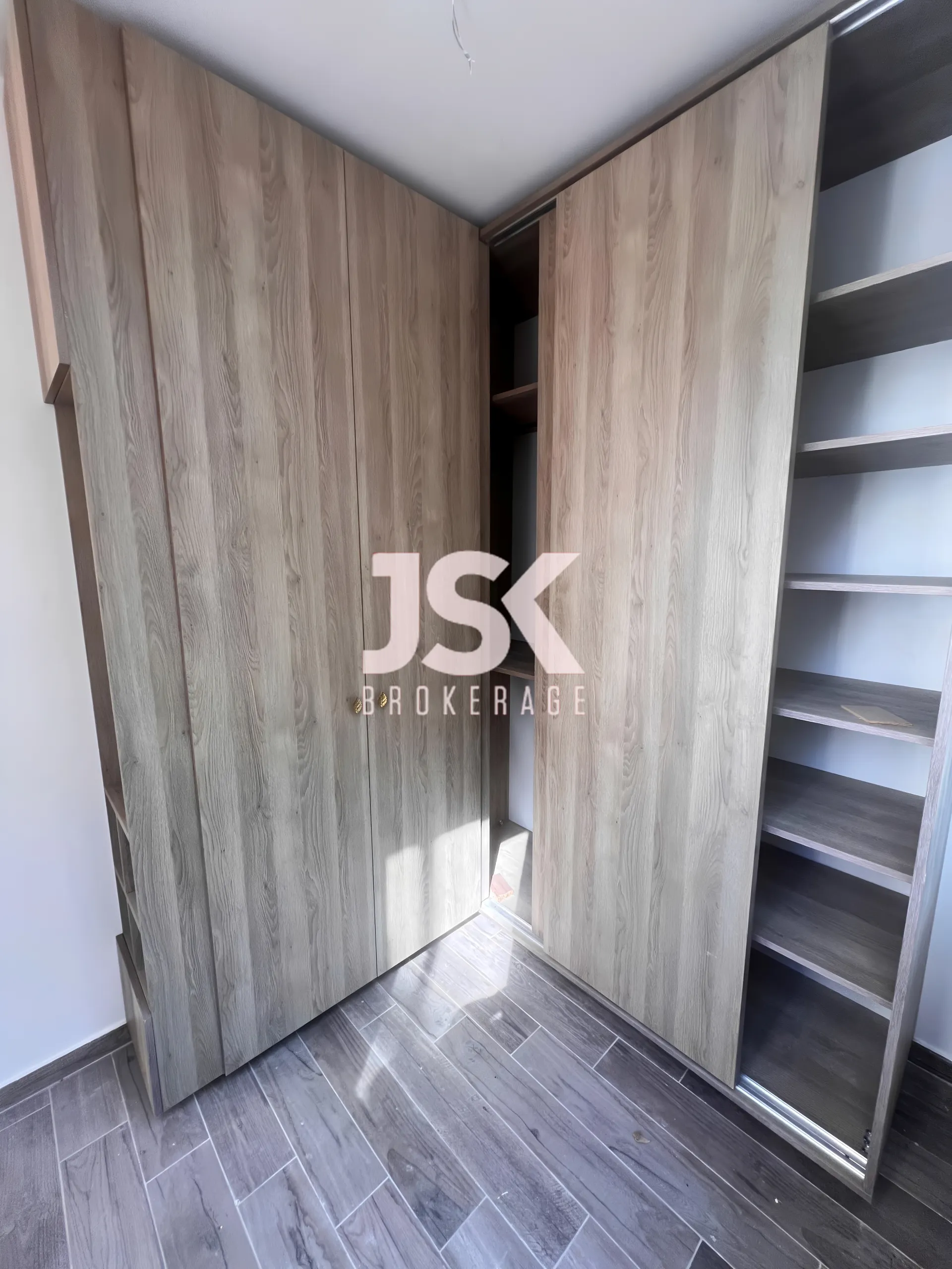 Apartment for Sale in Aatchane