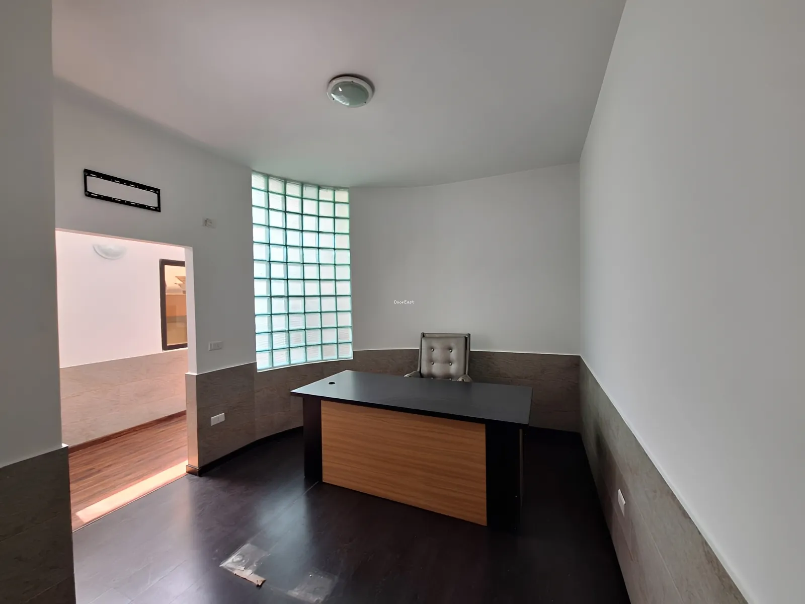 Office for rent in Zouk Mosbeh