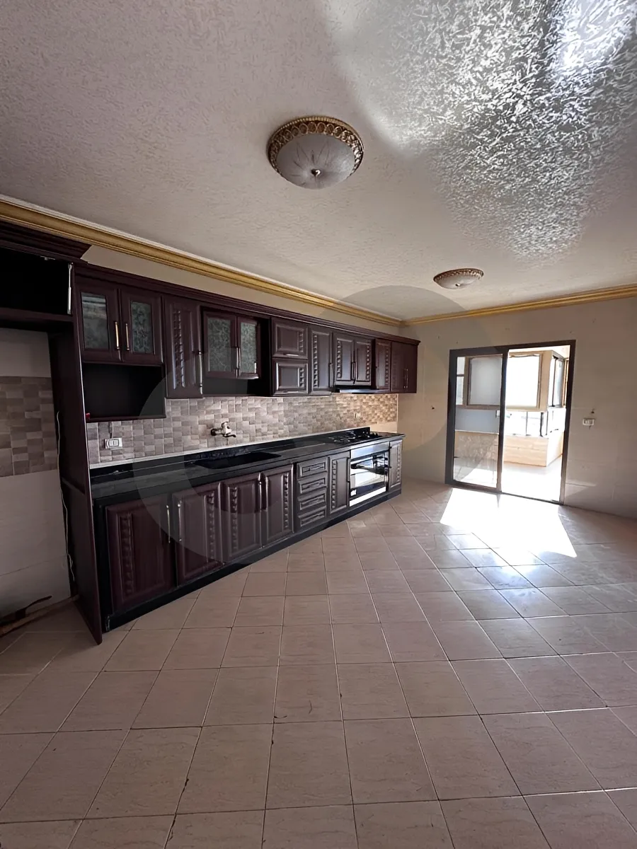 Apartment for Sale in Dawhet Aramoun, Lebanon