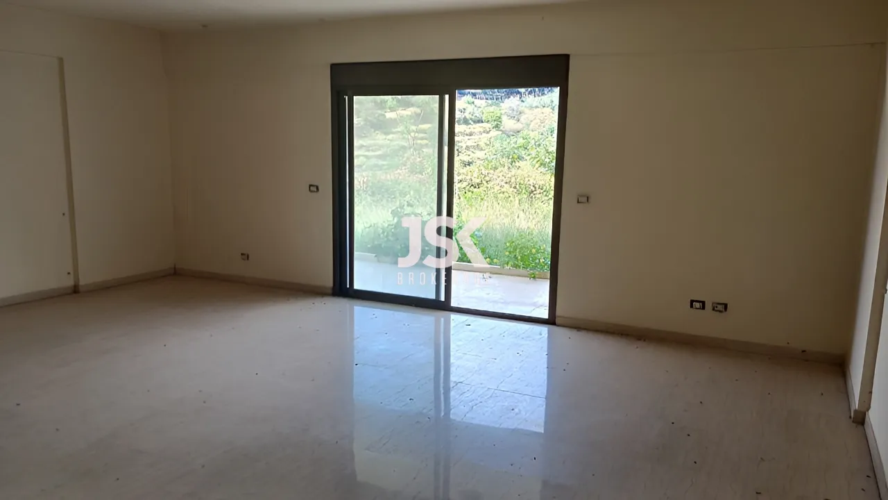 Apartment for Sale in Naqqache - 3 bed, 3 bath