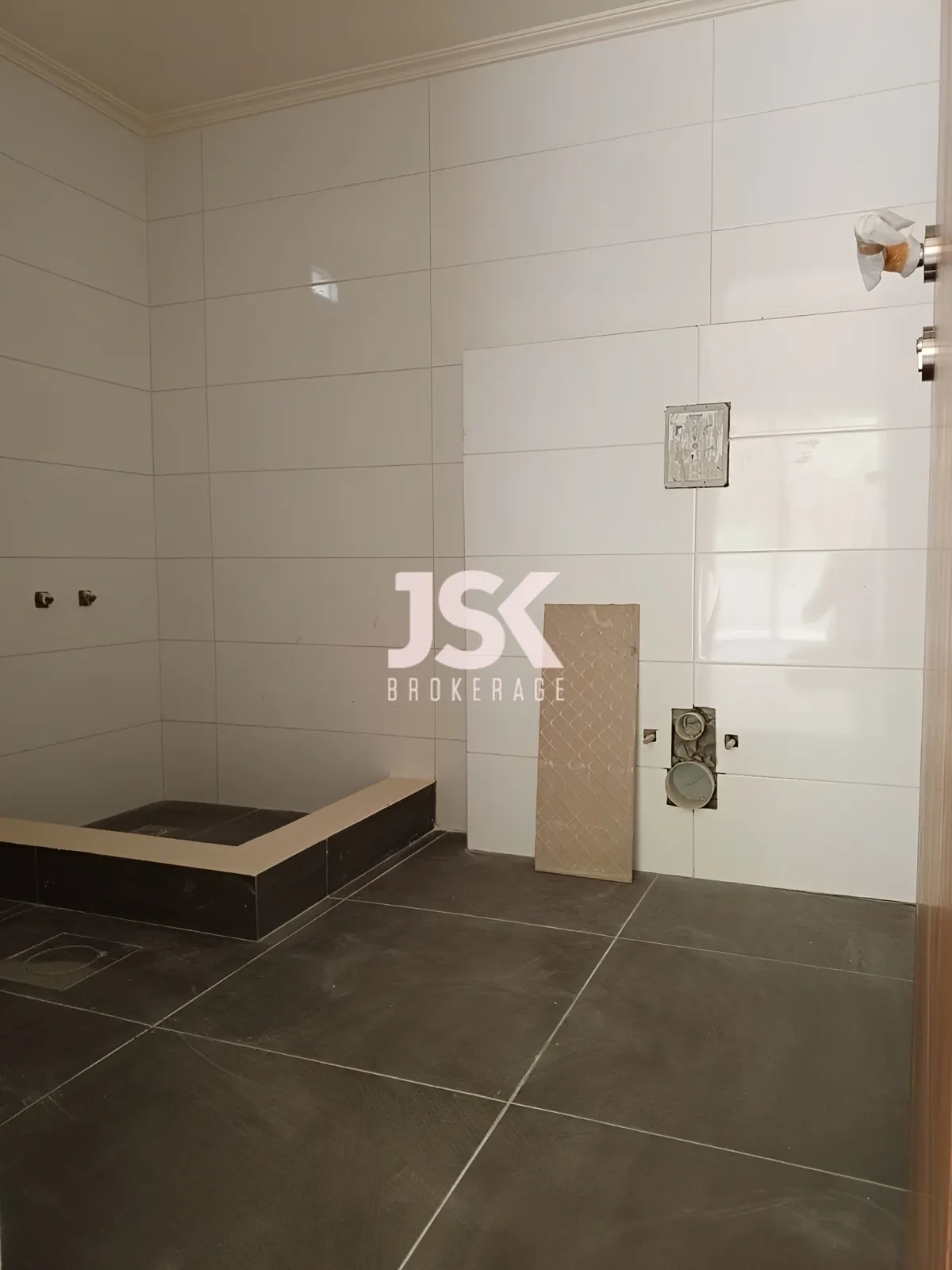 Duplex for Sale in Halat