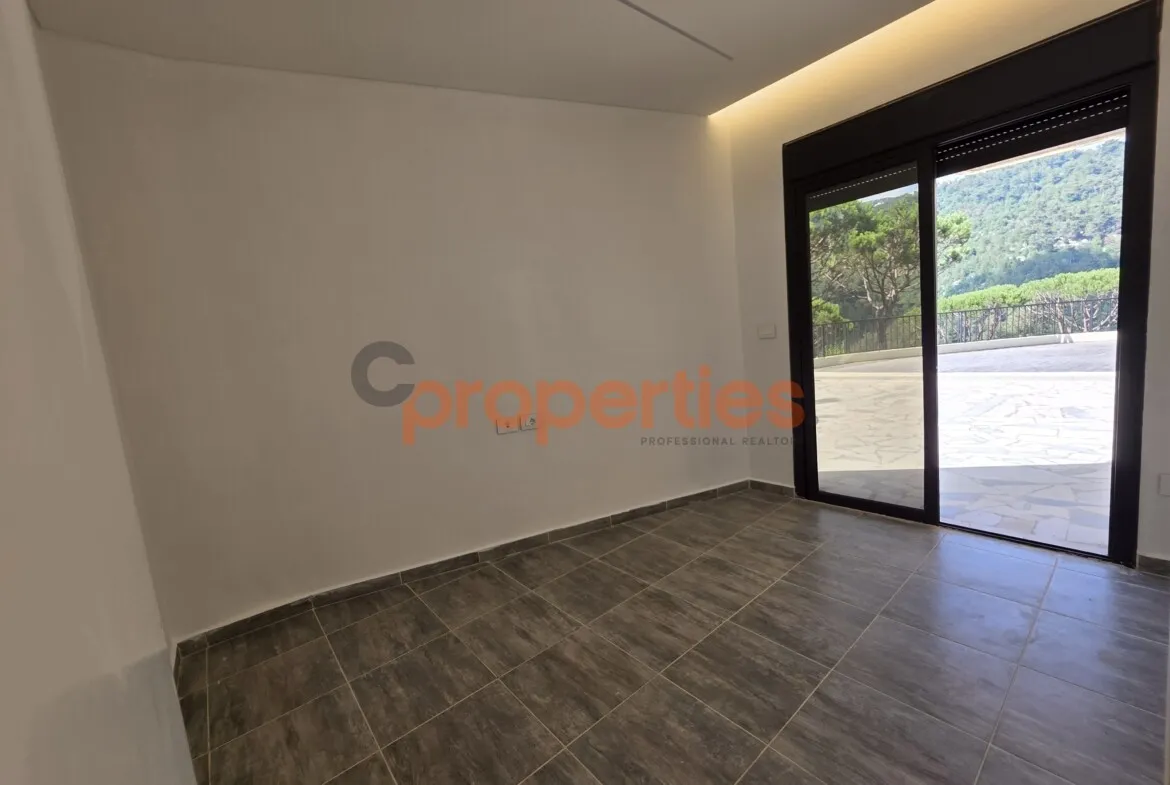Apartment for Sale in Mar Chaaya