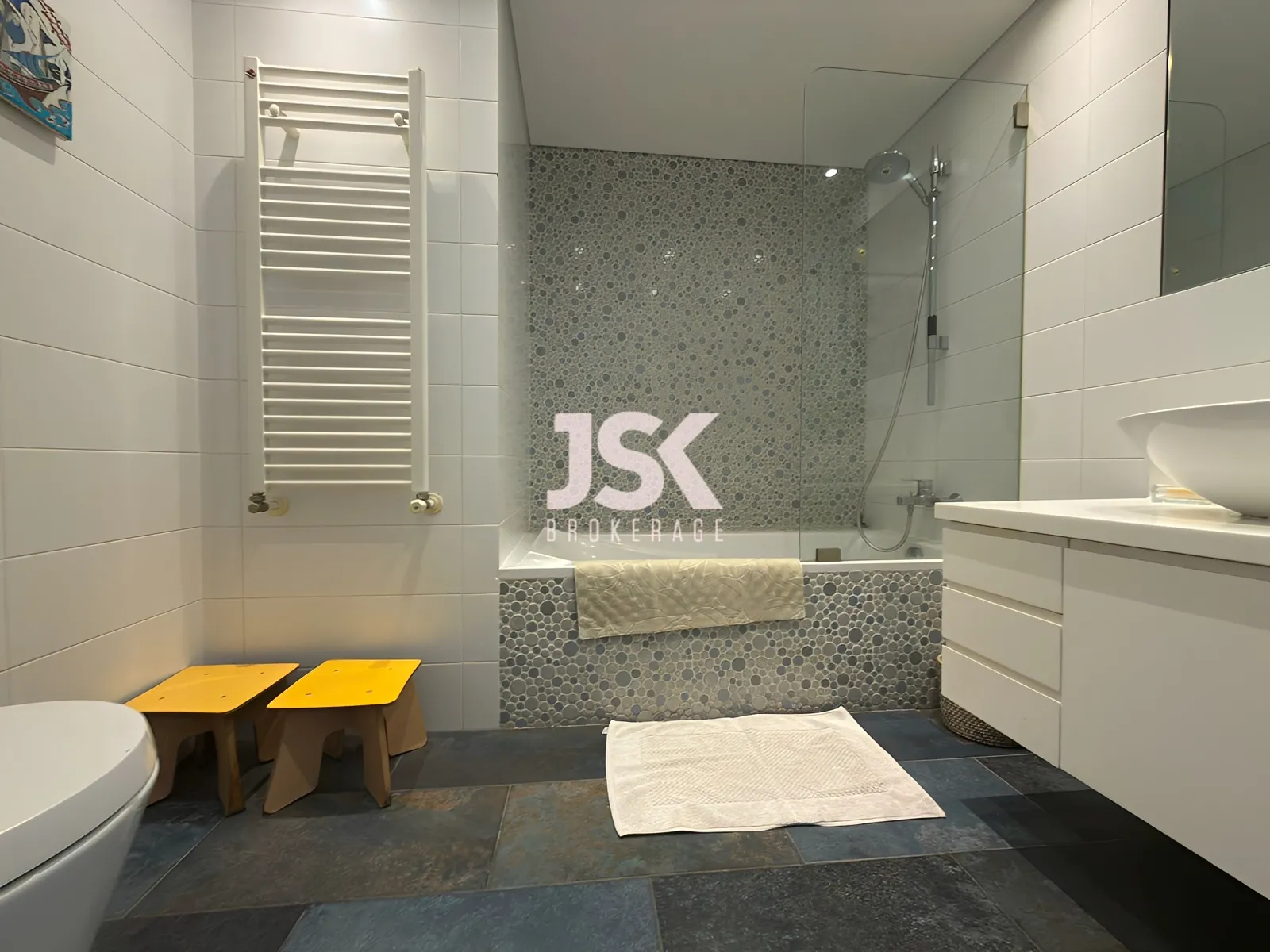 Apartment for Rent in Achrafieh