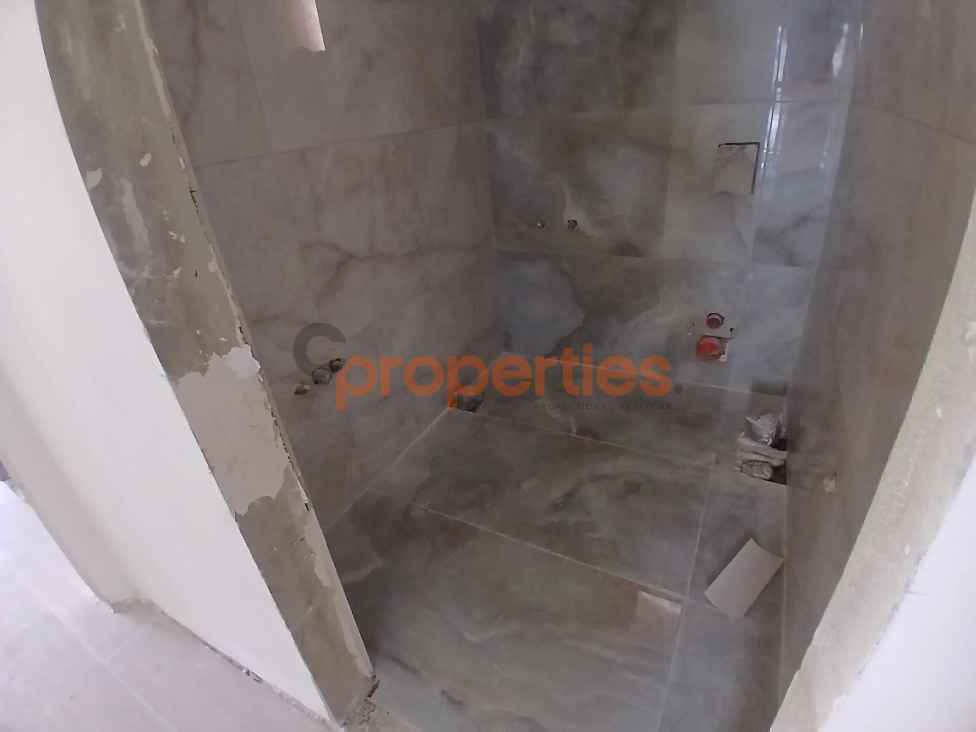 Apartment for Sale in Mar Moussa El Douar
