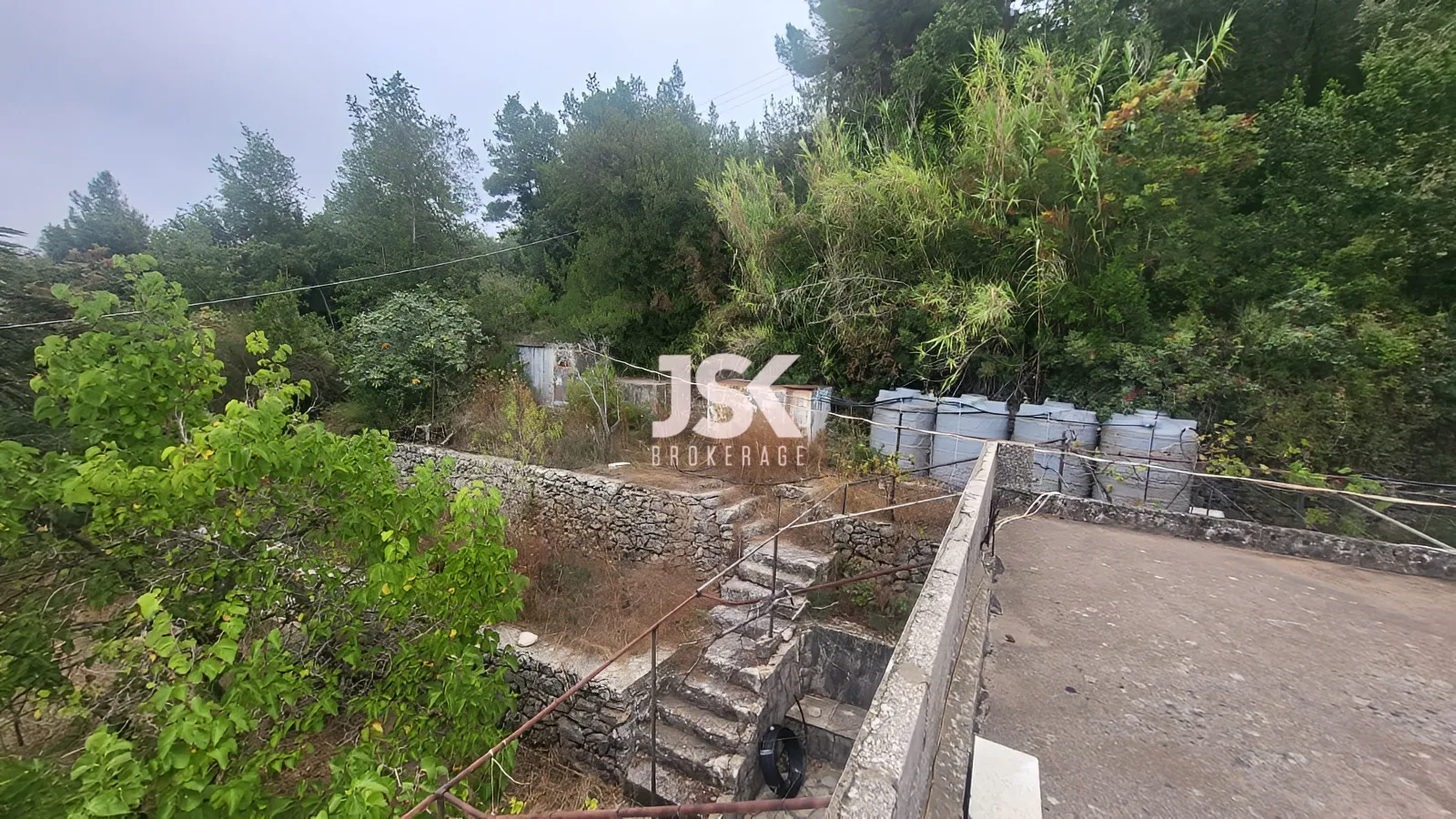 Land for Sale in Kfour