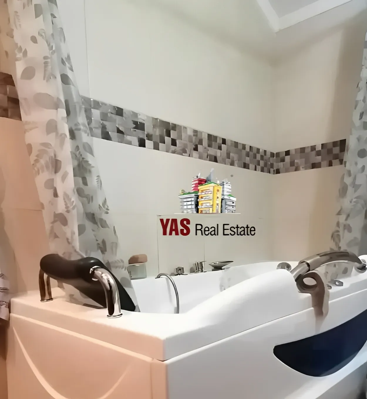 Apartment for Sale in Ballouneh - 4 bed, 5 bath