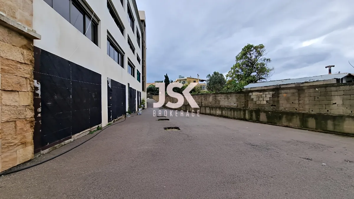 Warehouse for Sale in Batroun