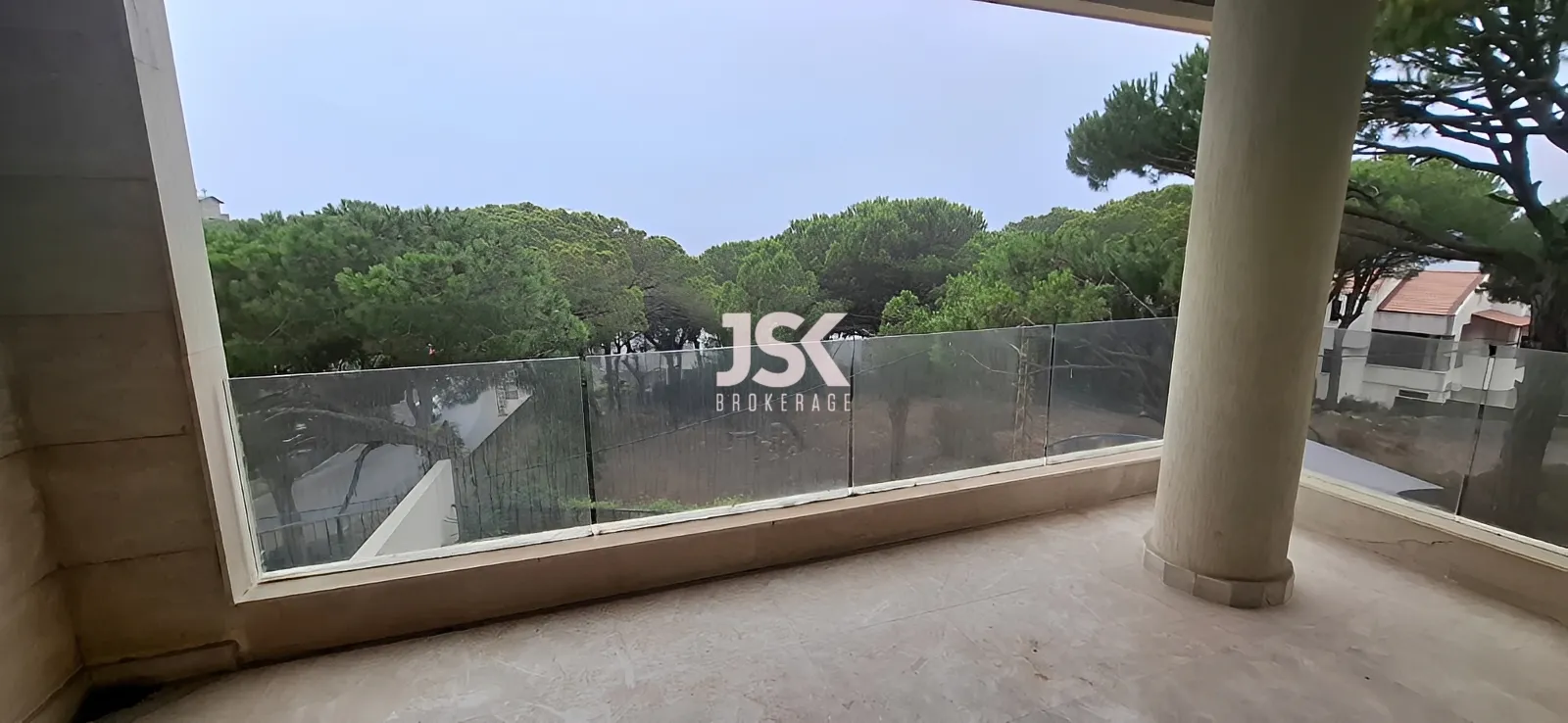 Apartment for Sale in Broummana - 3 bed