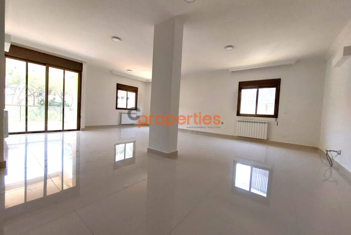 Apartment for Sale in Jouret El Ballout