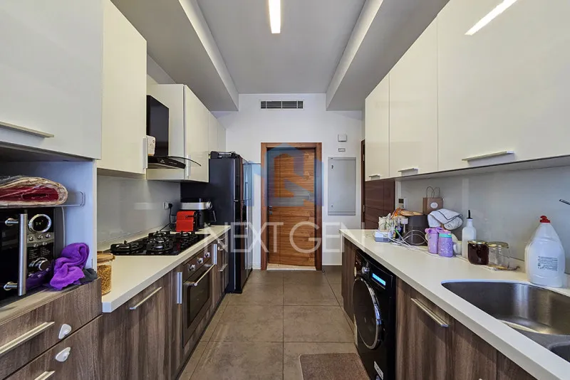 Apartment for Sale in Saifi Village