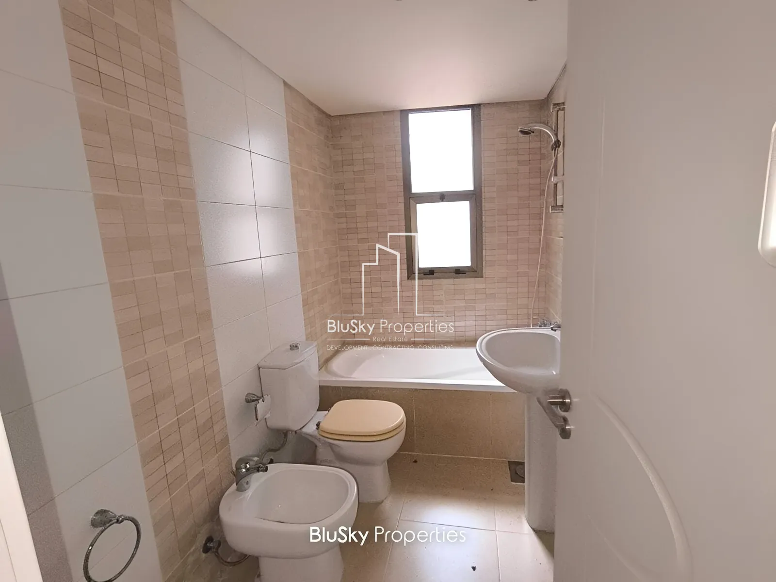 Apartment for Sale in Mtayleb