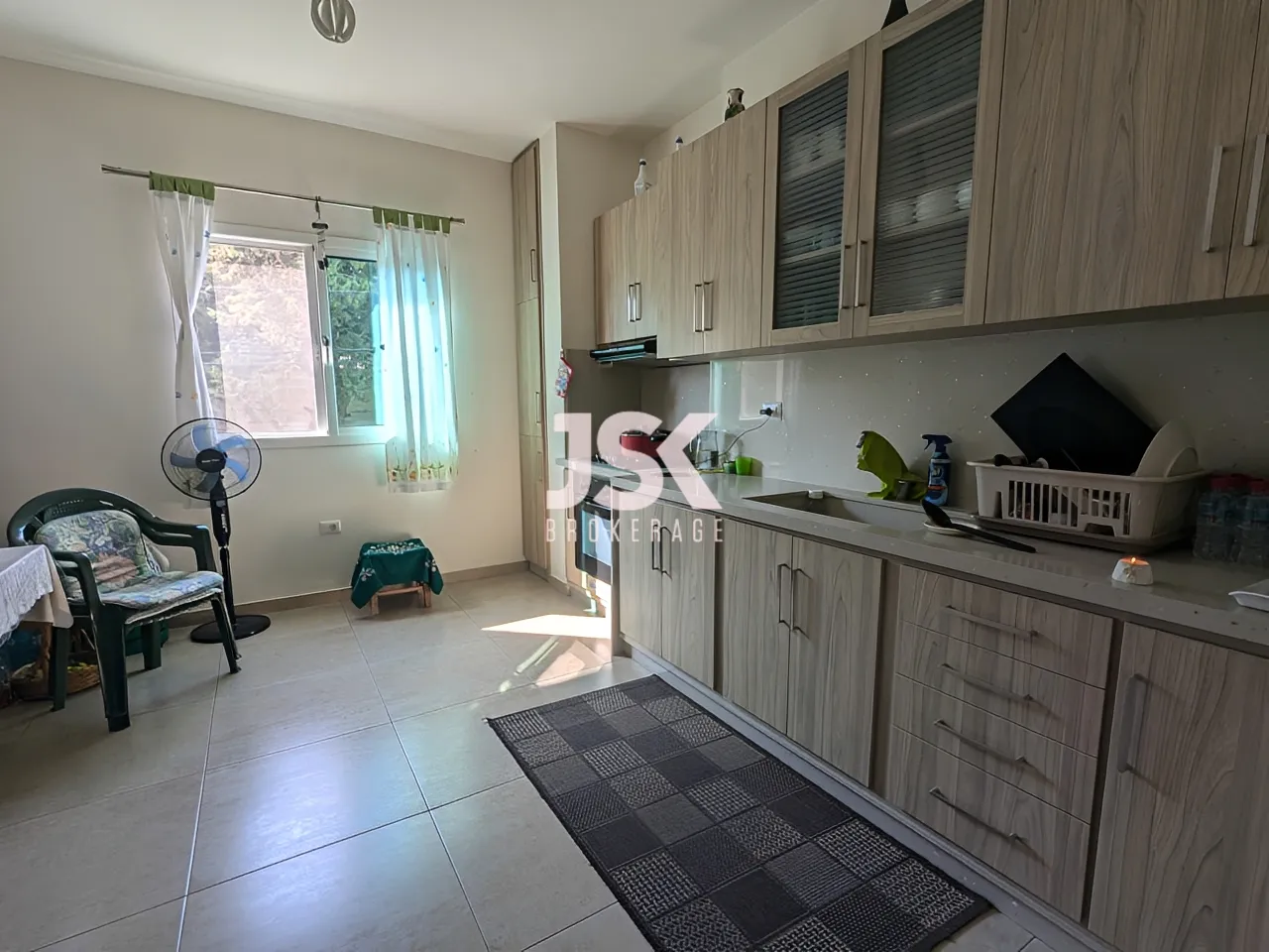 Apartment for Rent in Aamchit