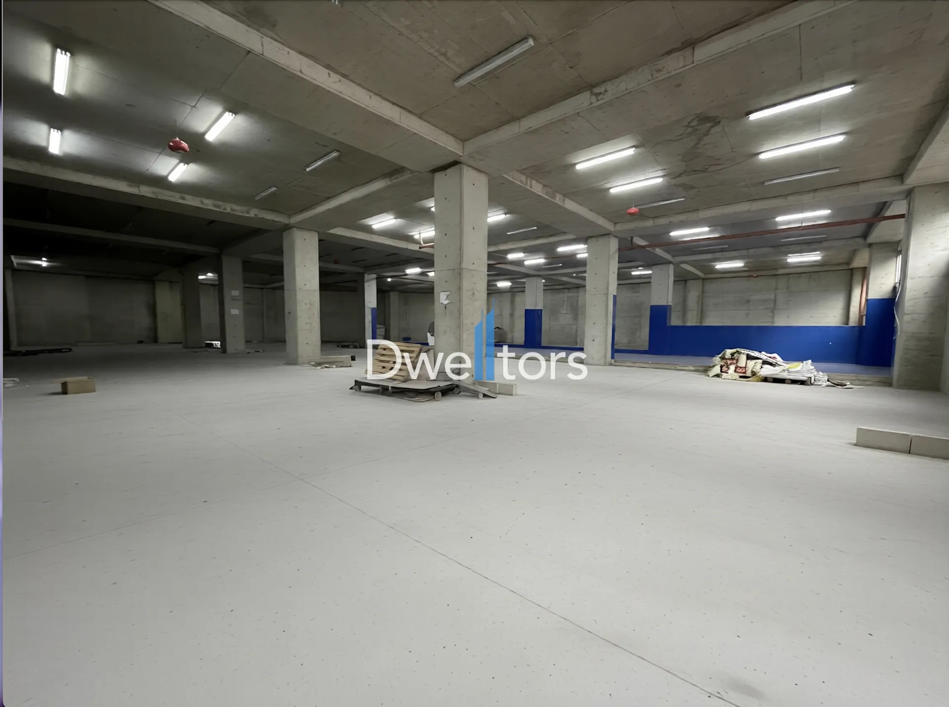 Warehouse for rent in Roumieh, Lebanon