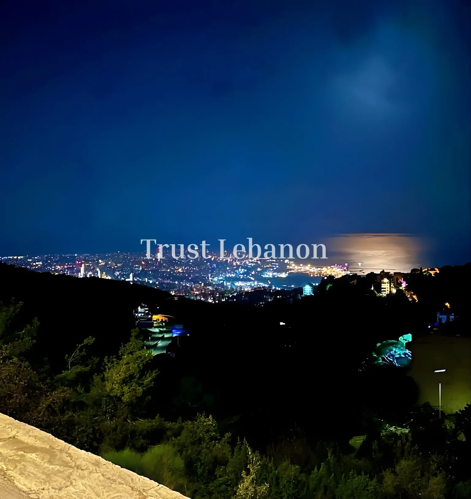 Apartment for sale in Jouret El Ballout, Lebanon - 3 bed, 2 bath