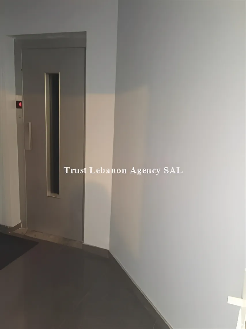 Office for rent in Achrafieh, Sessine
