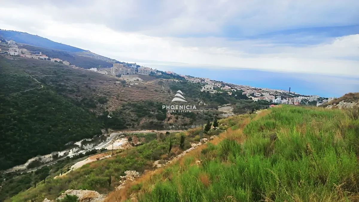 Land for Sale in Edde