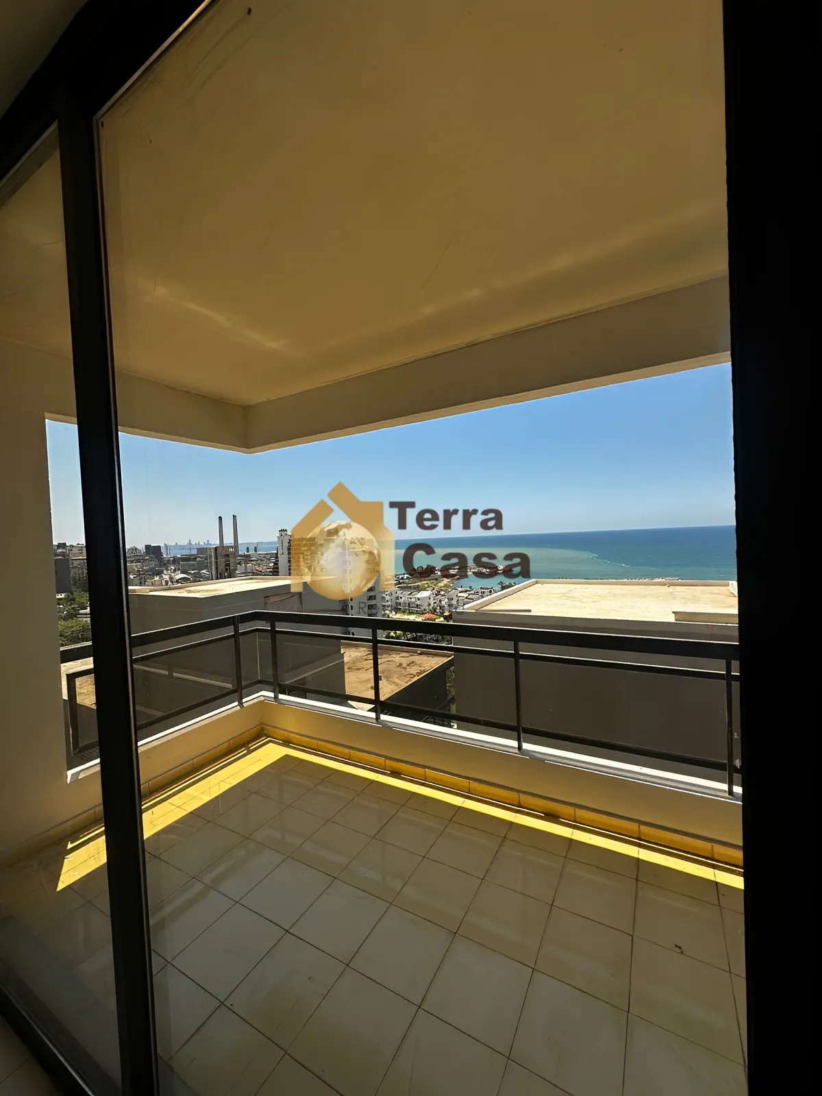Commercial for rent in Kaslik
