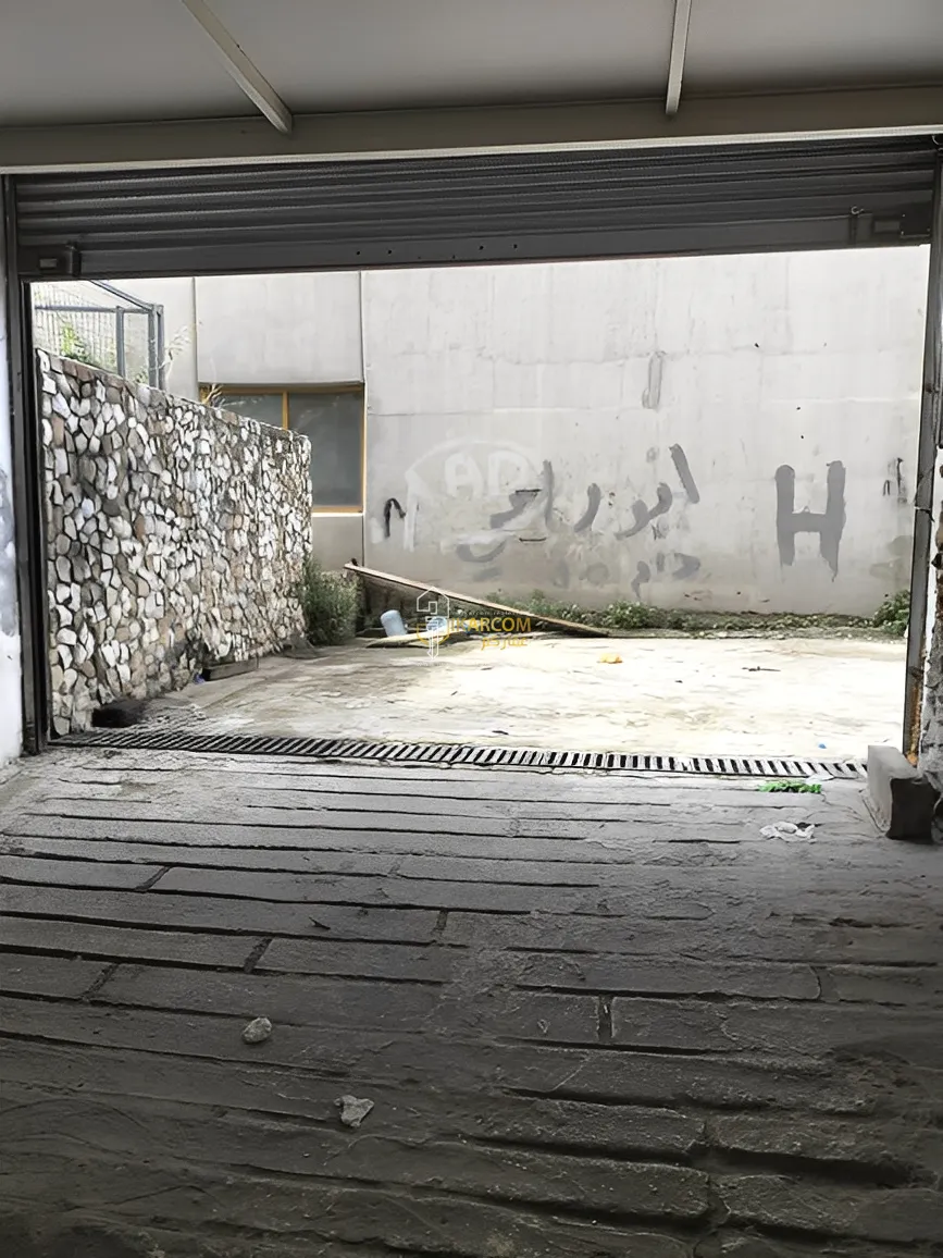 Warehouse For Rent in Rawda