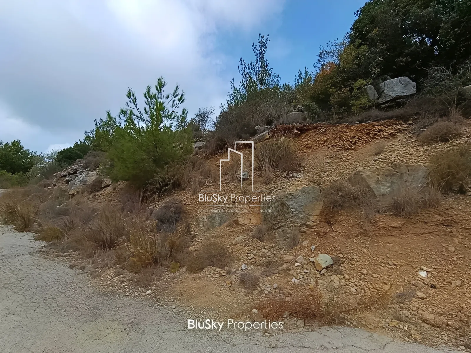 Land for Sale in Adonis