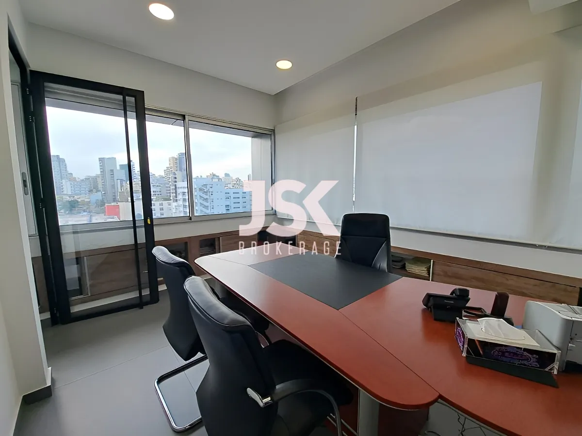 Office for Sale in Sin El Fil