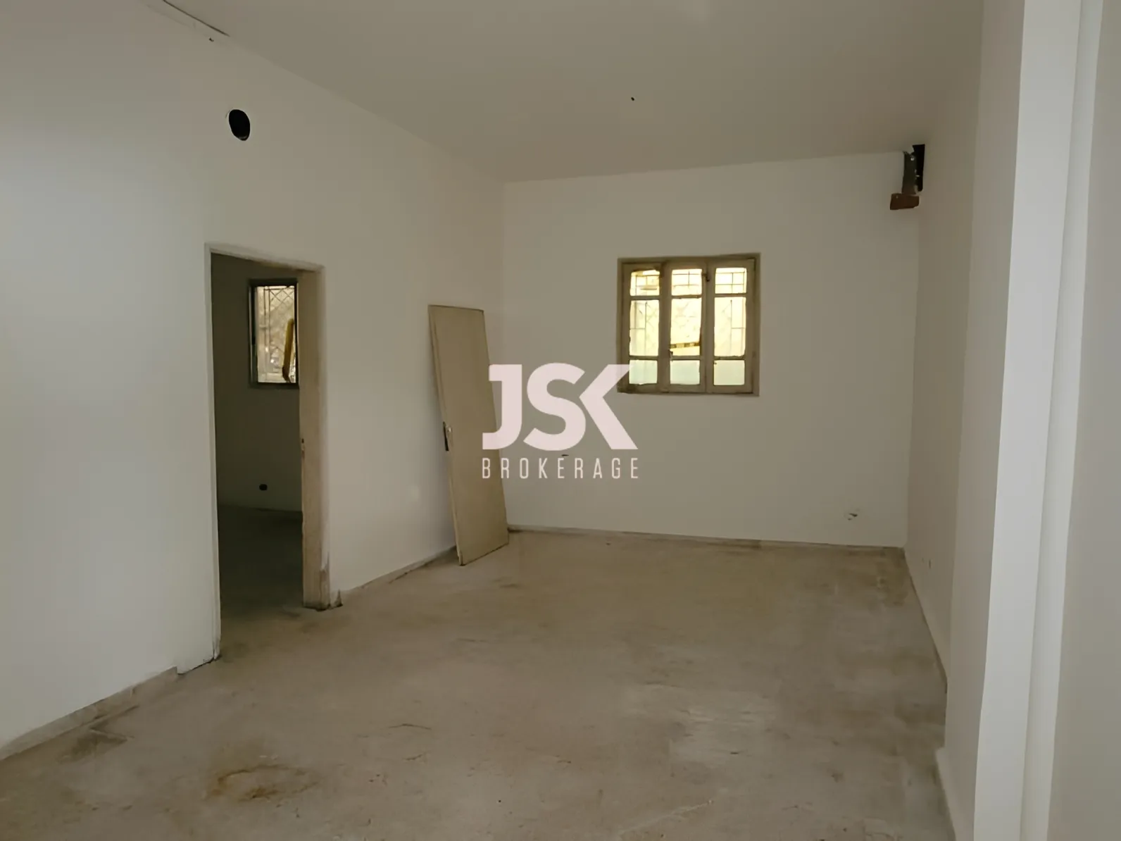 Warehouse for Sale in Qartaboun
