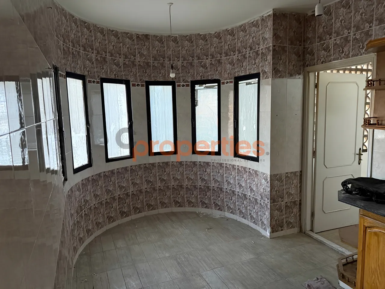Apartment for Rent in Ain El Jdideh