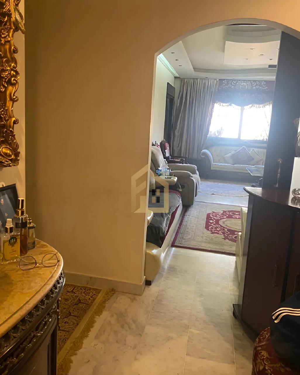Apartment for sale in Bourj Abi Haydar, Beirut, Lebanon - 2 bed, 2 bath