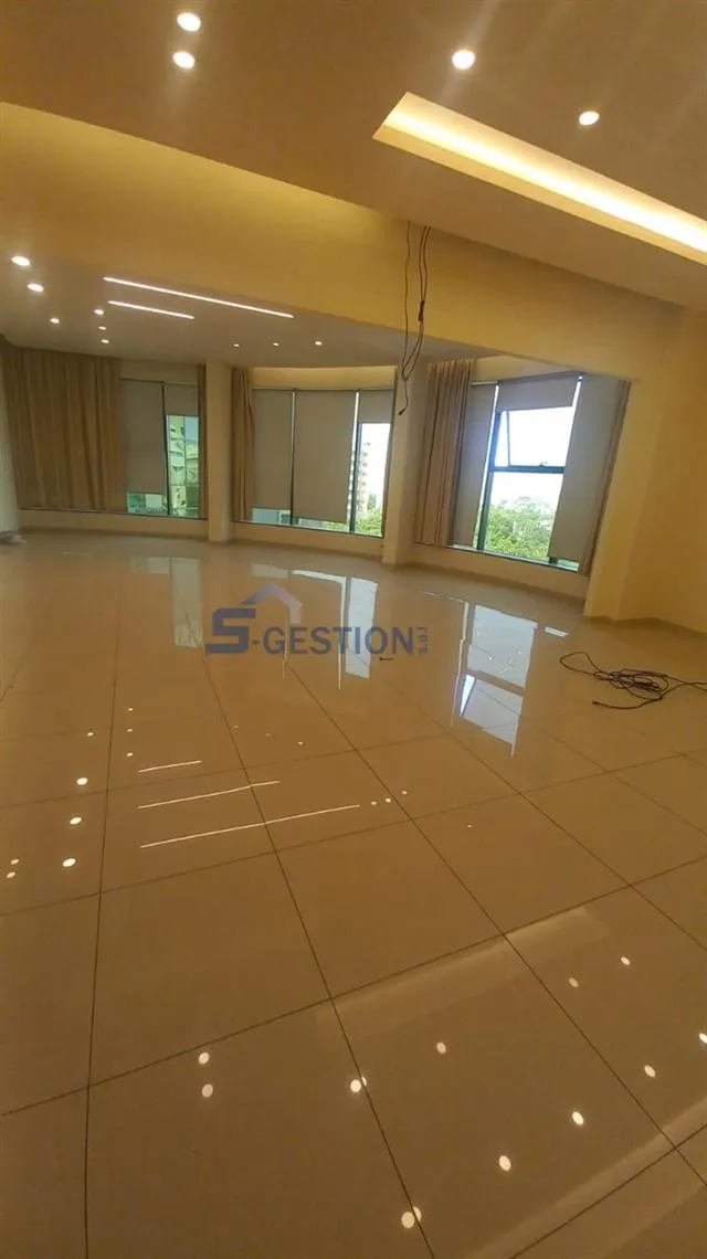 Office for rent in Zalqa