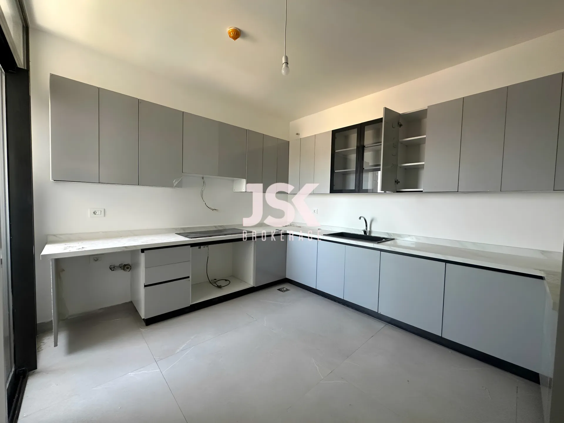 Apartment for Sale in Blat