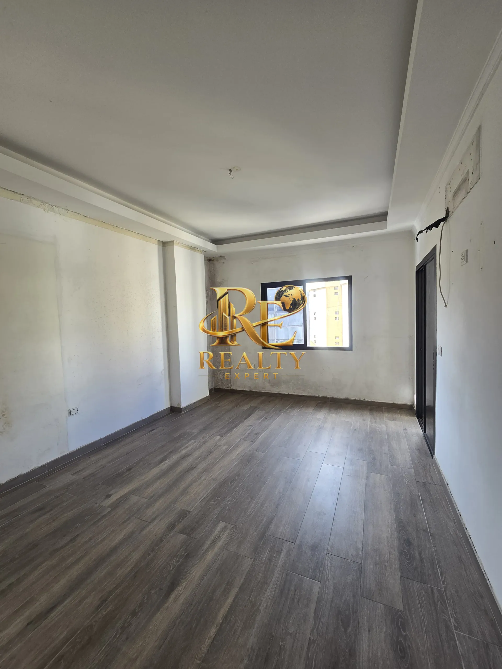 شقة for sale in حدث، لبنان